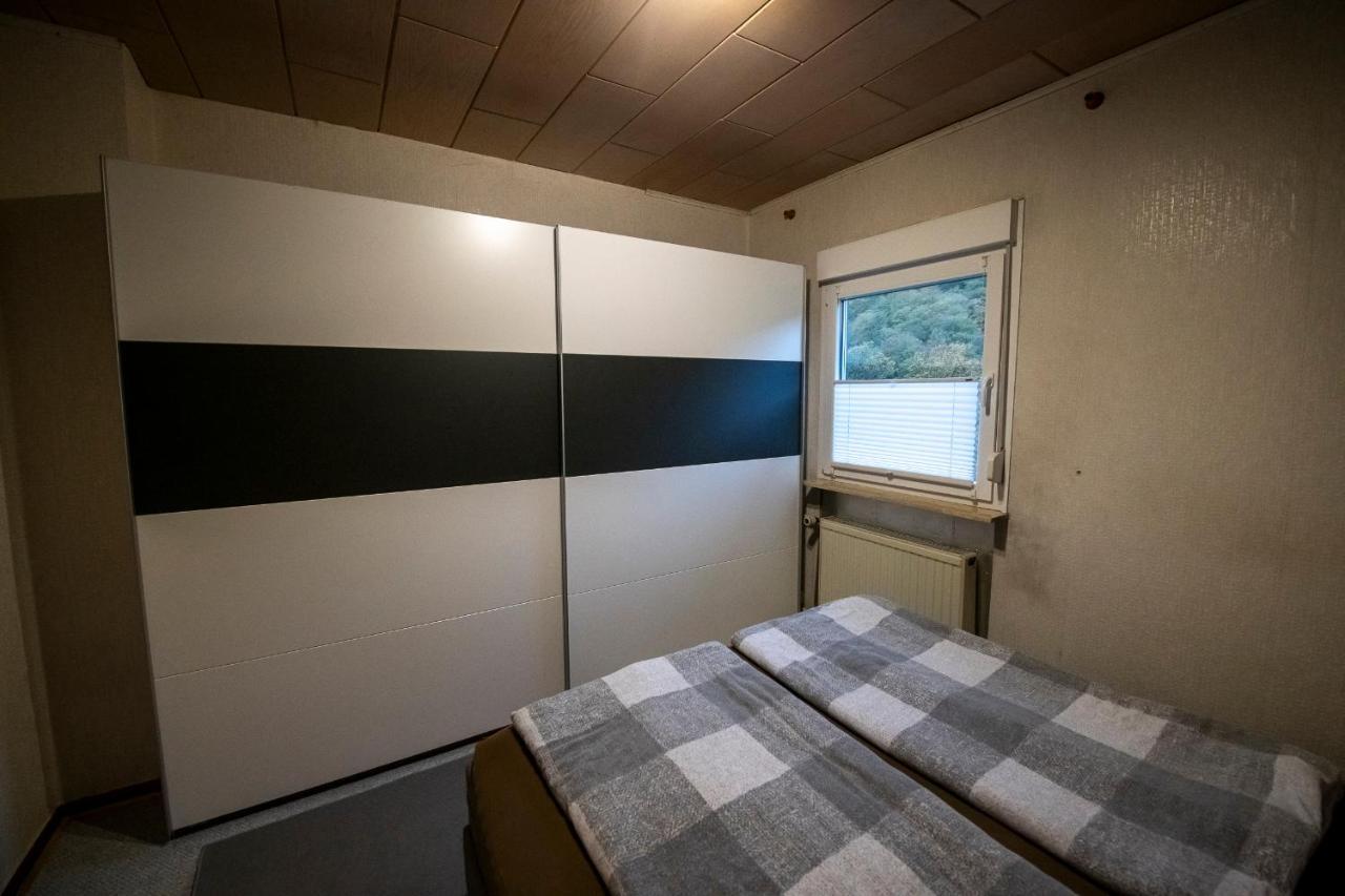 Schoene Ferienwohnung In Ruhiger Lage Altena Exterior foto